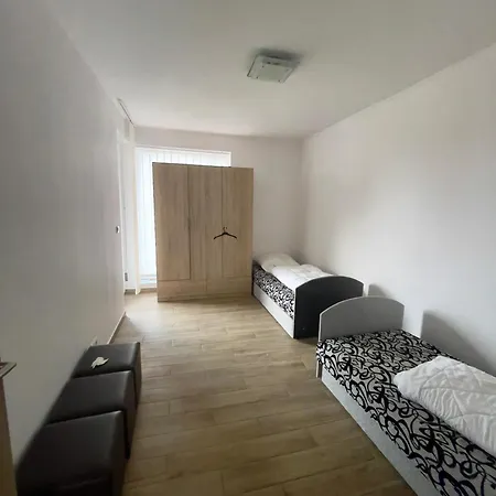 Haus שיופוק